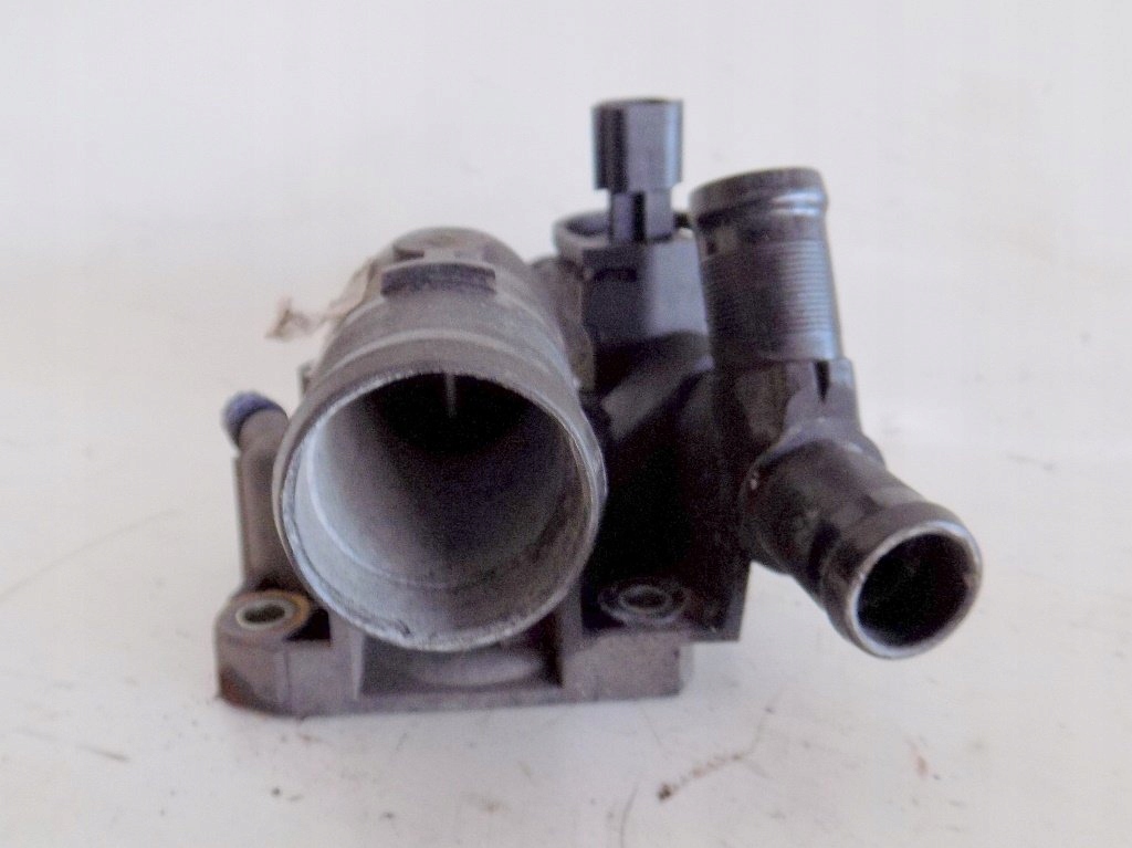 фото №4, Opel vivaro 2.0cdti 2011r -- корпус термостата