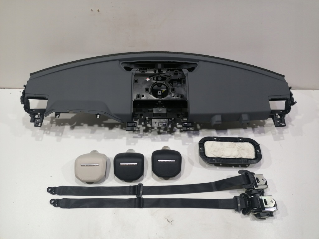 фото №1, Land rover defender l663 приборная панель консоль подушка безопасности ремни