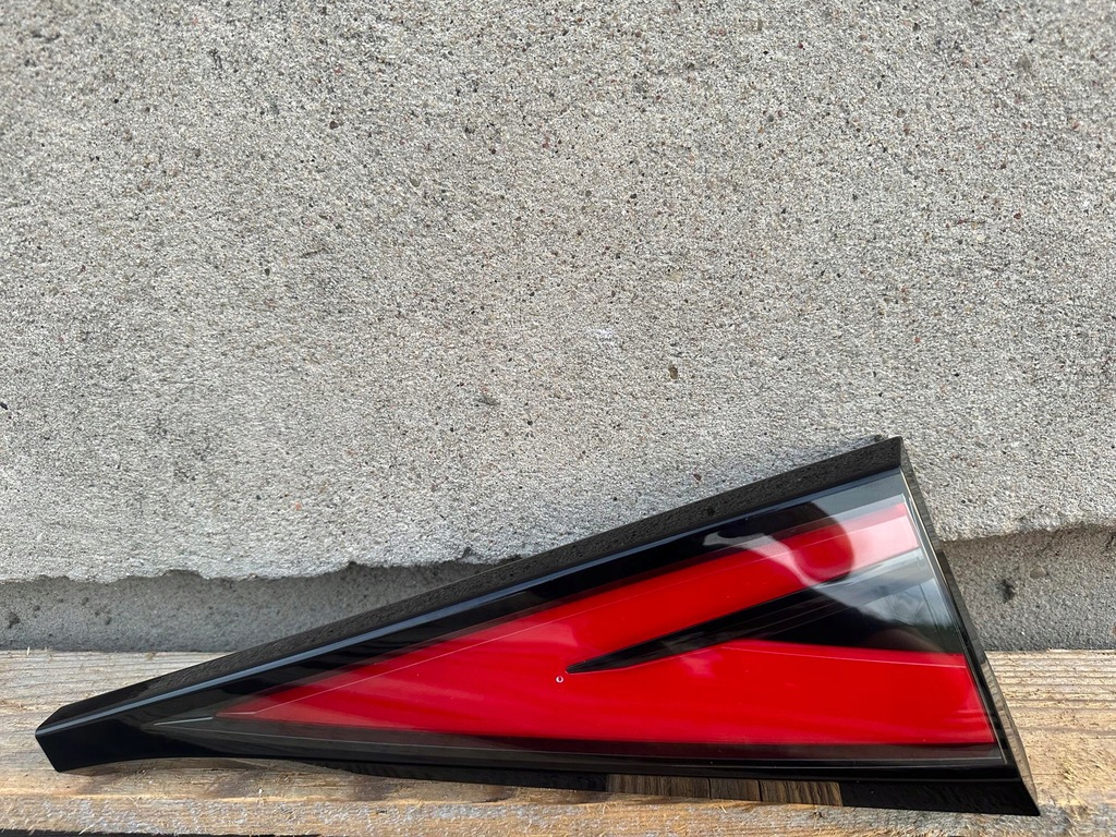 фото №1, Лампа задняя задняя правая kia sportage v 5 r2924-62030