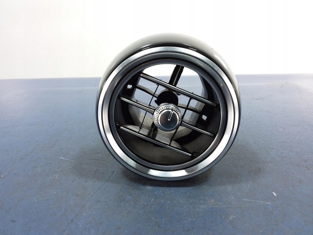 фото №1, Mercedes glc w253 решётка обдув консоли средняя