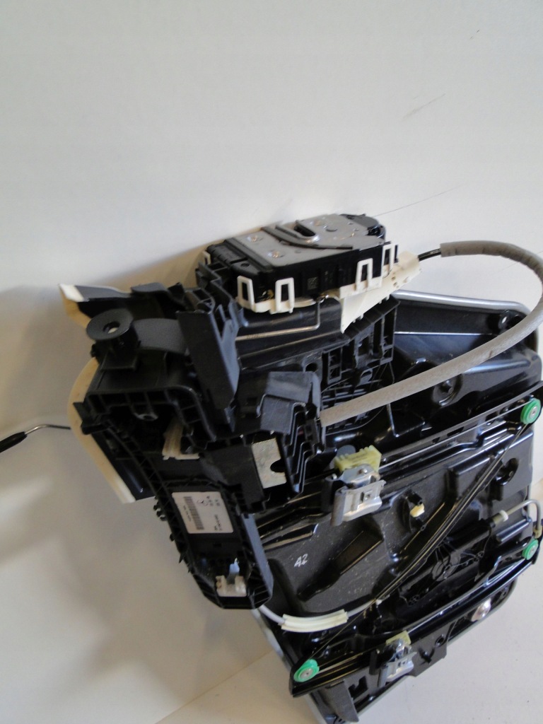 фото №10, Mercedes a klasa 176 w176 вкладиш w двері передні ліва