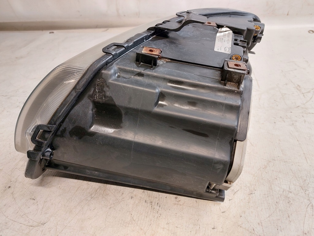 фото №8, Лампа правая передняя chrysler voyager iv lift