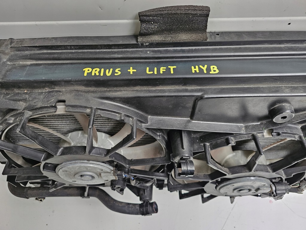 фото №9, Pas передний радиатор toyota prius iii plus + lift гибрид