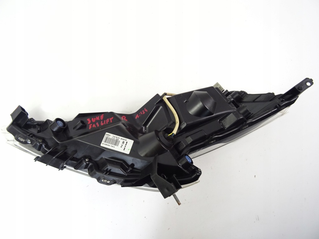 Nissan juke f15 рестайлінг  фара правий перед led drl 26120bv80a 14- Ціна