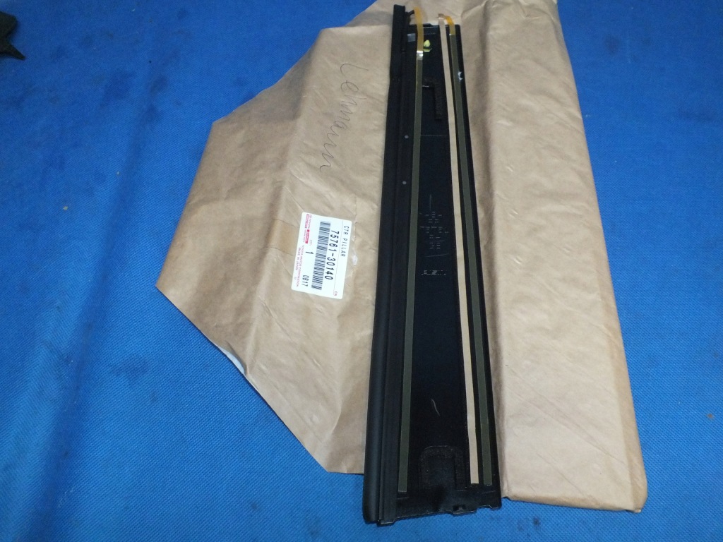 фото №3, Lexus gs iv 12-21 молдинг блок двигателя правое передние дверь