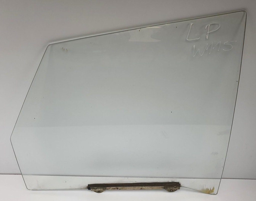 фото №1, Скло двері лівий перед mercedes w115 w114