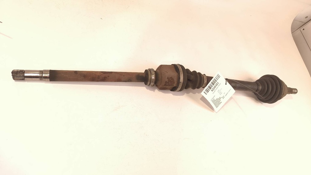 фото №1, Приводной вал правая перед 9684135480 peugeot 3008 i