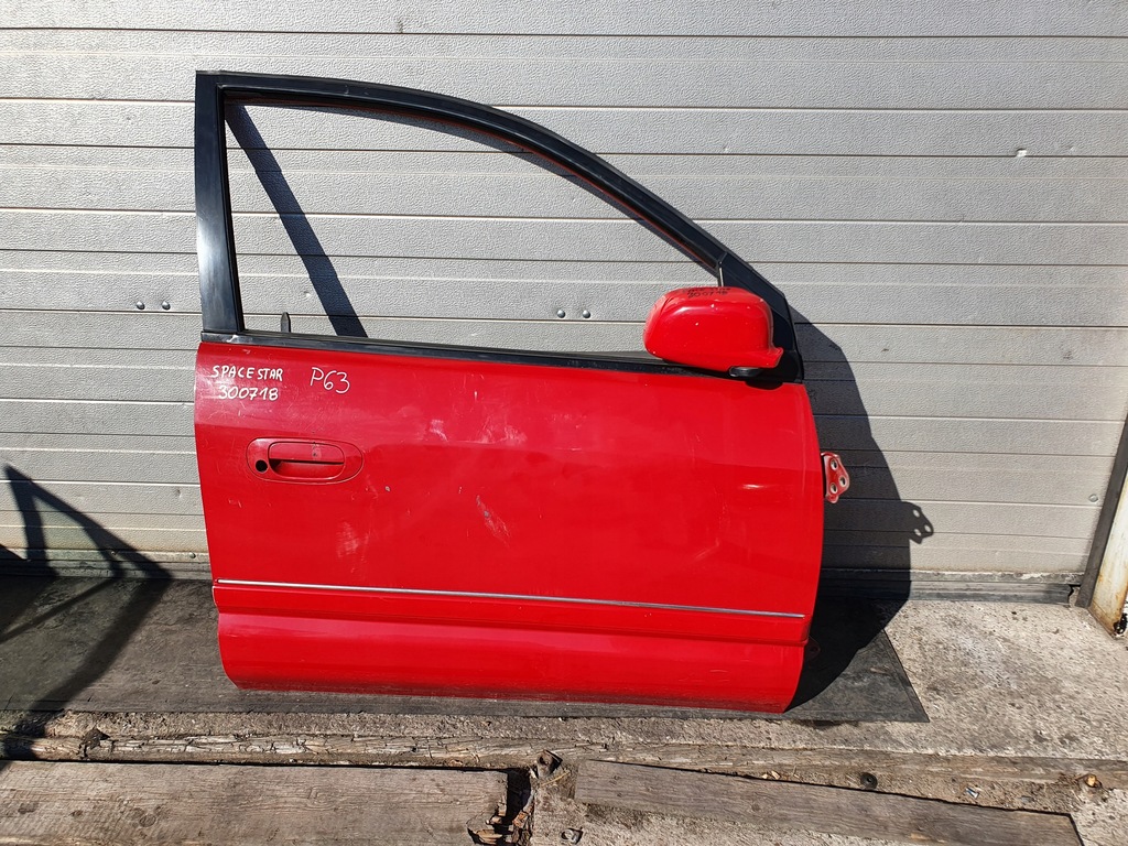 фото №1, Space star i дверь перед передние правое lak p63