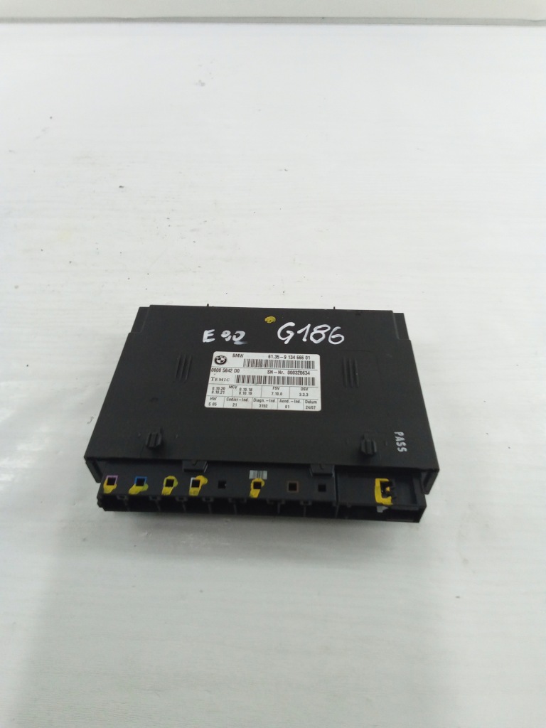 фото №1, G186 модуль сиденье bmw e92 9134666