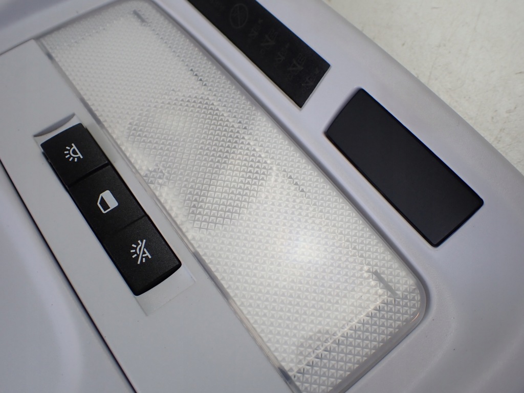 фото №2, Opel crossland x лампа освещение кабины