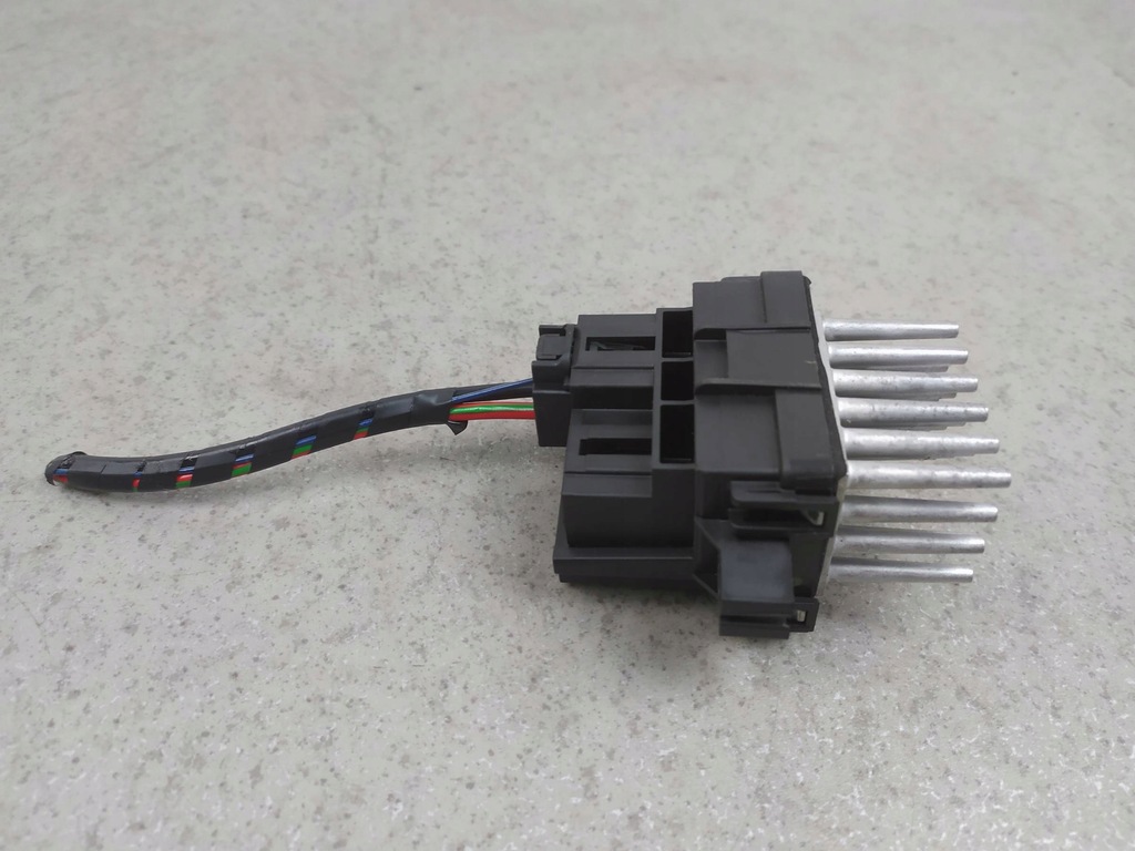 фото №1, Резистор резистор вентилятор 15141283 opel insignia a