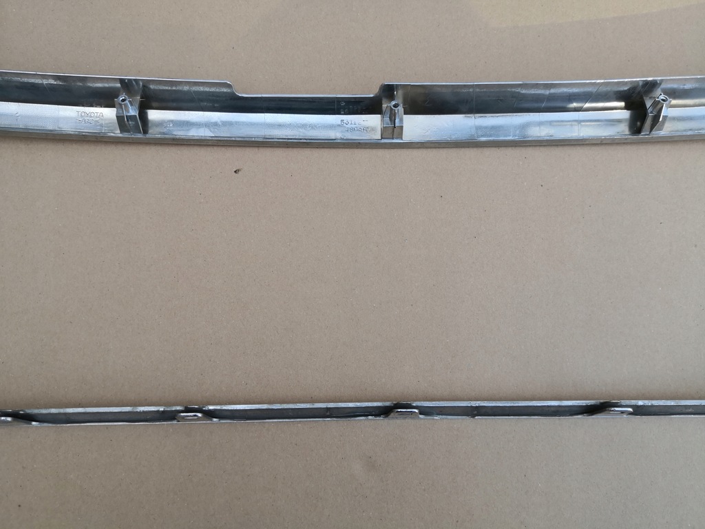 фото №12, Toyota highlander ii 07- хром бампер перед решётка радиатора