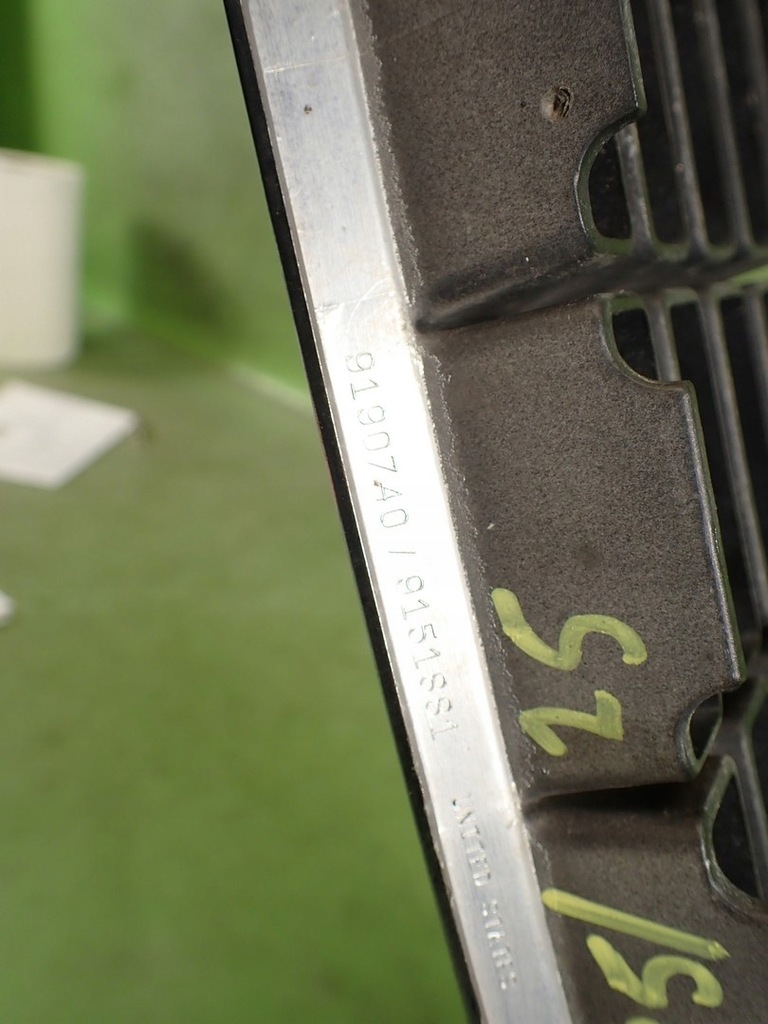 фото №10, Решётка радиатора решётка радиатора volvo s60 i 01r 9190740 9151881