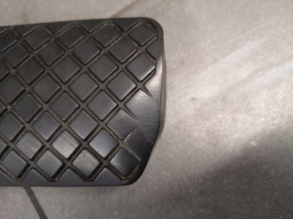 фото №4, Накладка педали тормоза audi a6 c5 eu 8d1723173b