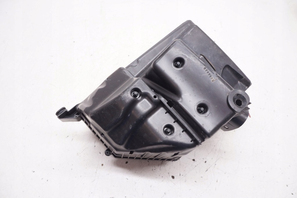 Корпус фільтра повітря volvo s60 3 v60 1 xc70 2 30792196 Зі Шроту