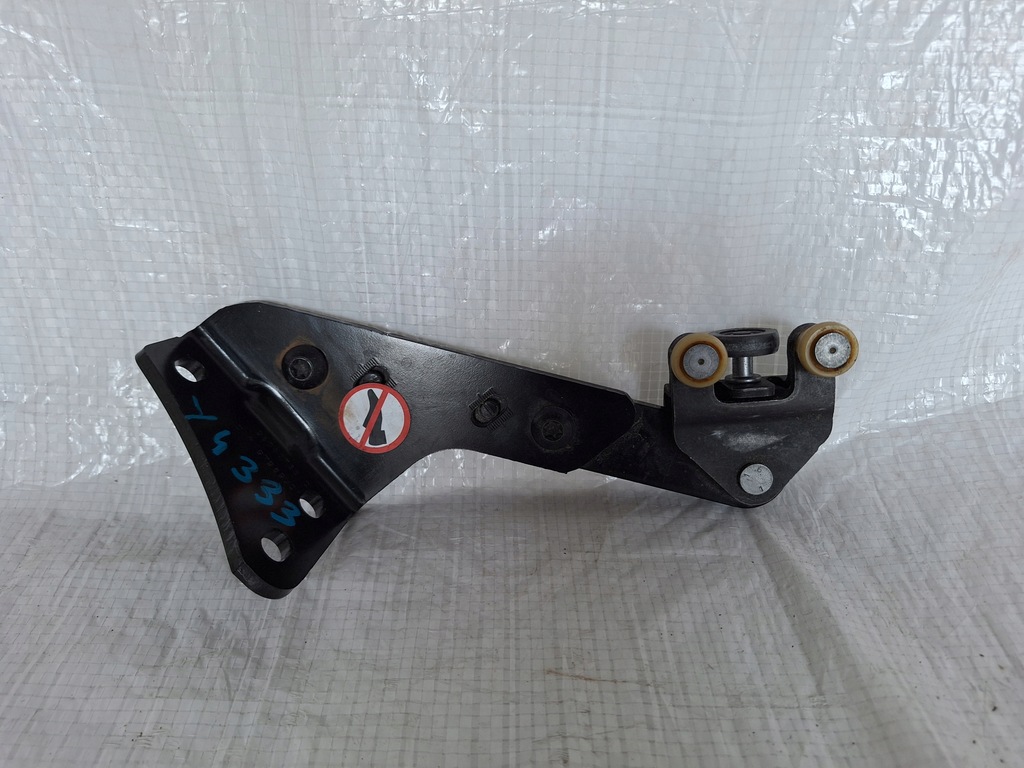 фото №1, Proace jumpy expert vivaro iii ролик двері напрямна розсувних бокових