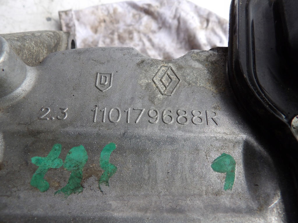 Поддон масла масляная 110179688r 0.9 tce renault Цена