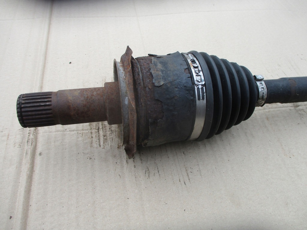Привідний вал правий задні mercedes viano 2.2cdi в Україні