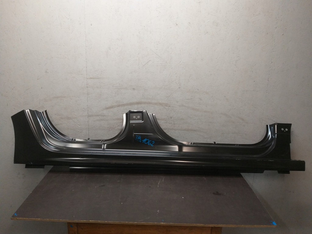 фото №1, Порог правый opel corsa f