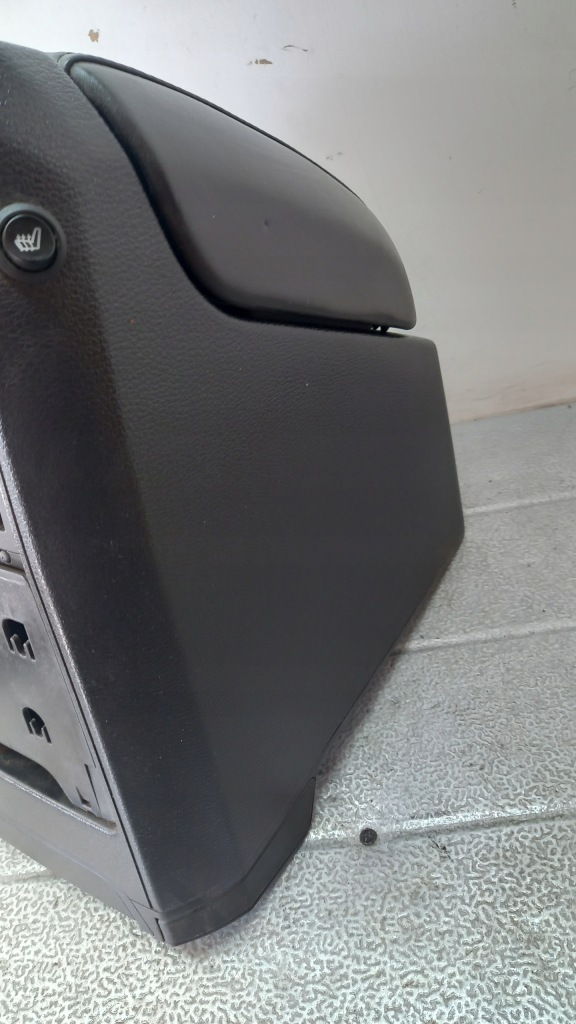 фото №4, Підлокітник volvo xc90