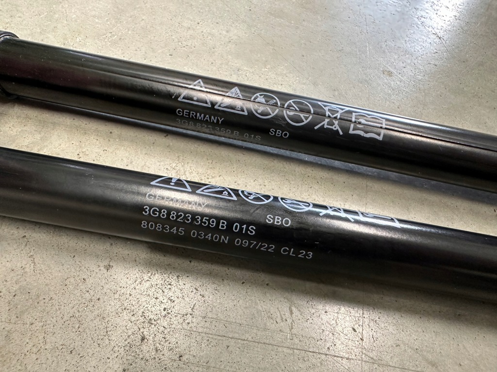 фото №5, Амортизаторы капот vw arteon оригинал комплект 3g8823359b