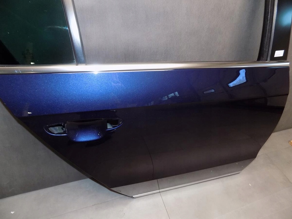 фото №2, Vw passat b7 дверь правое задняя lh5x