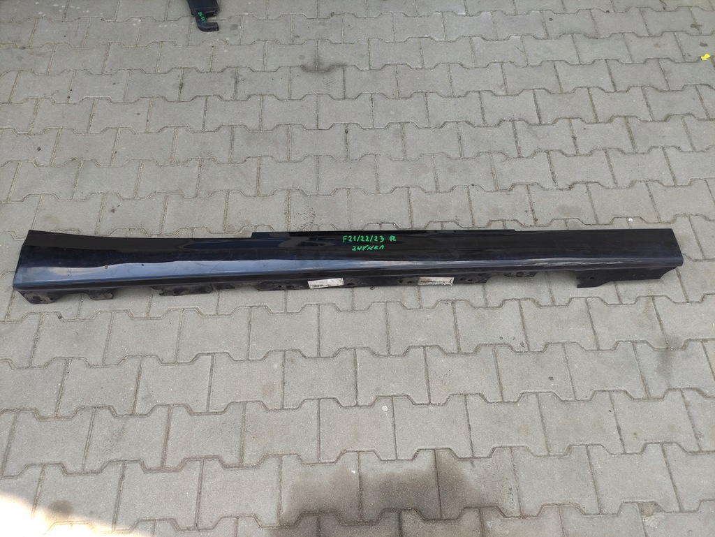 фото №1, Молдинг порог дверь правая bmw 1 f21 2 f22 f23 обычная