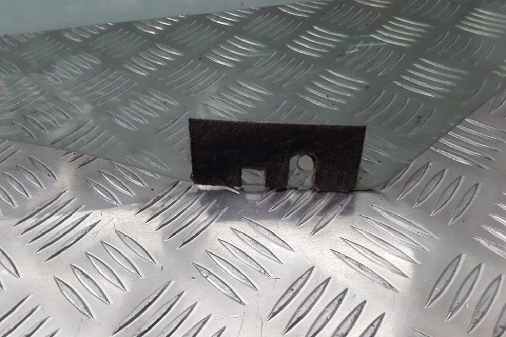 фото №1, Скло лівих передніх двері renault modus / grand modus f/jp0_ 43r001583