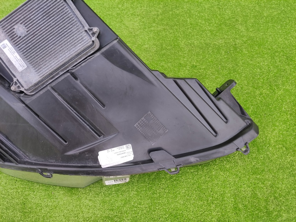 фото №6, Tesla s lift 16- лампа левая передняя перед led