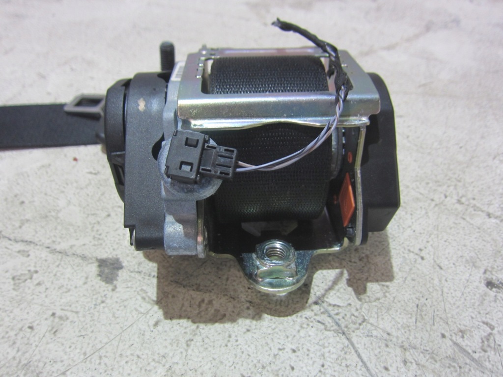 Bmw 5 f10 натяжитель ремень безопасности правый  левое  перед америка 7241748 7241747 Цена