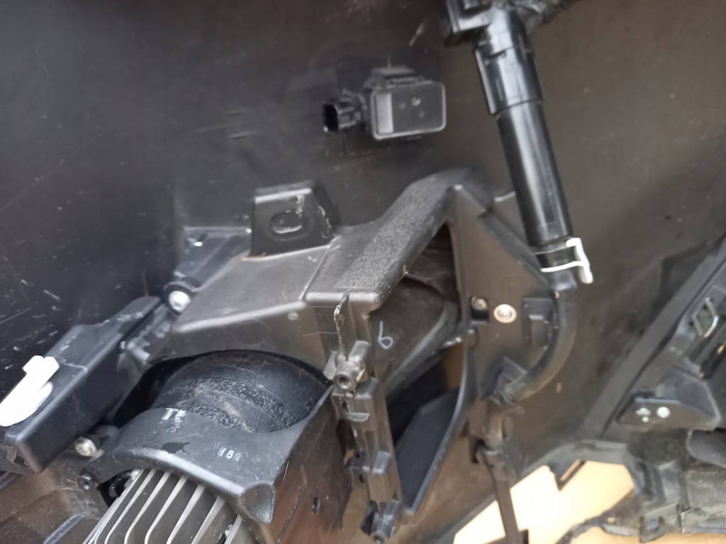 фото №15, Lexus rx iv 4 rx450h бампер передний решётка радиатора решётка противотуманная фара оригинал!