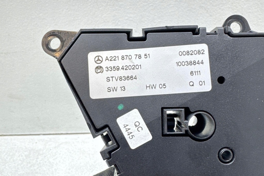 фото №7, Кнопки управление lewego сиденье mercedes-benz s w221 a2218707851 5.46l