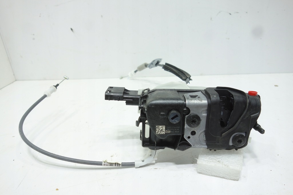 фото №1, Замок двері задня правий opel corsa f 19- 292852