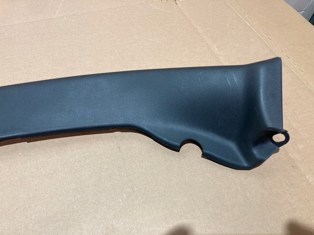 фото №4, Молдинг захист багажника верхній tesla model 3