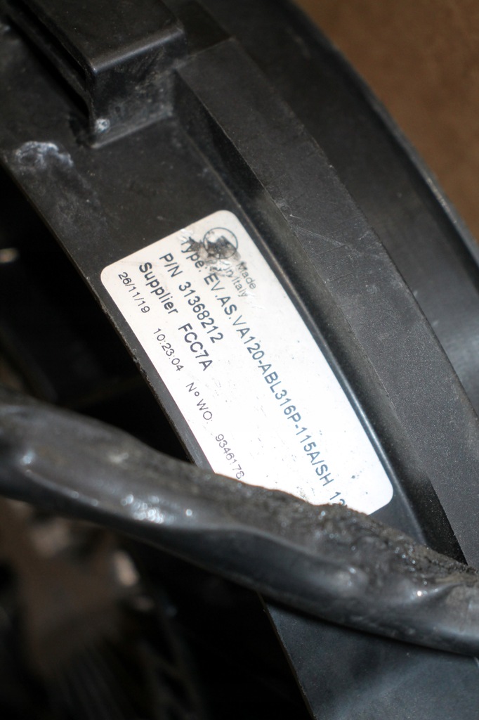 фото №5, Volvo v90 s90 xc90 xc60 v60 s60 xc40 вентилятор вентилятор радиатора аккумулятора