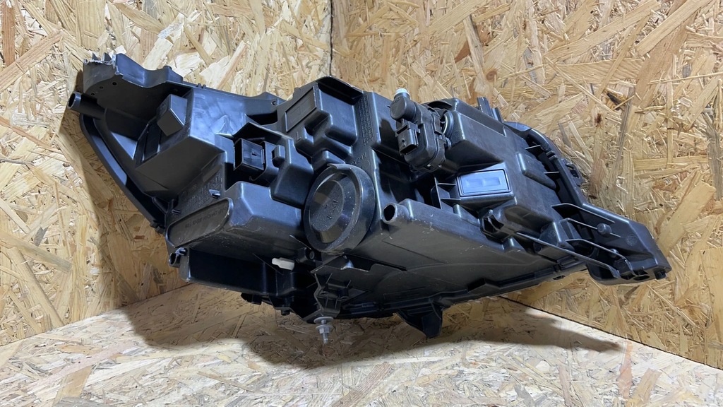 фото №10, Peugeot 208 2020 лампы передние