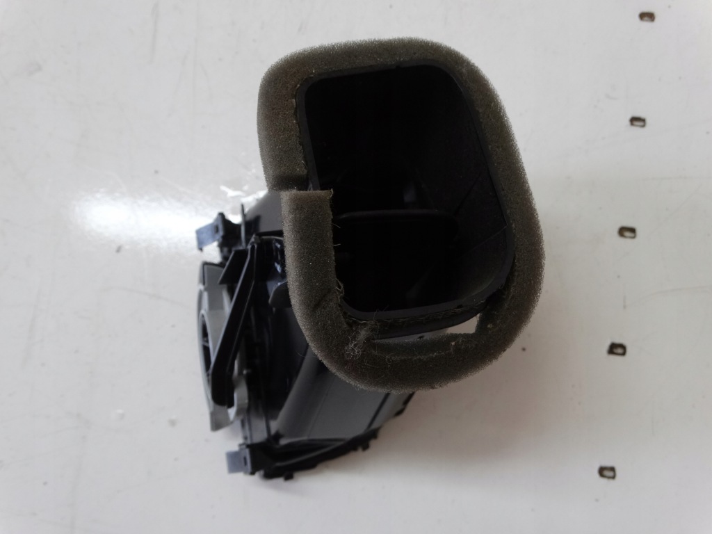 фото №5, Решітка обдув консолі ліва vw golf vii 5g1819703