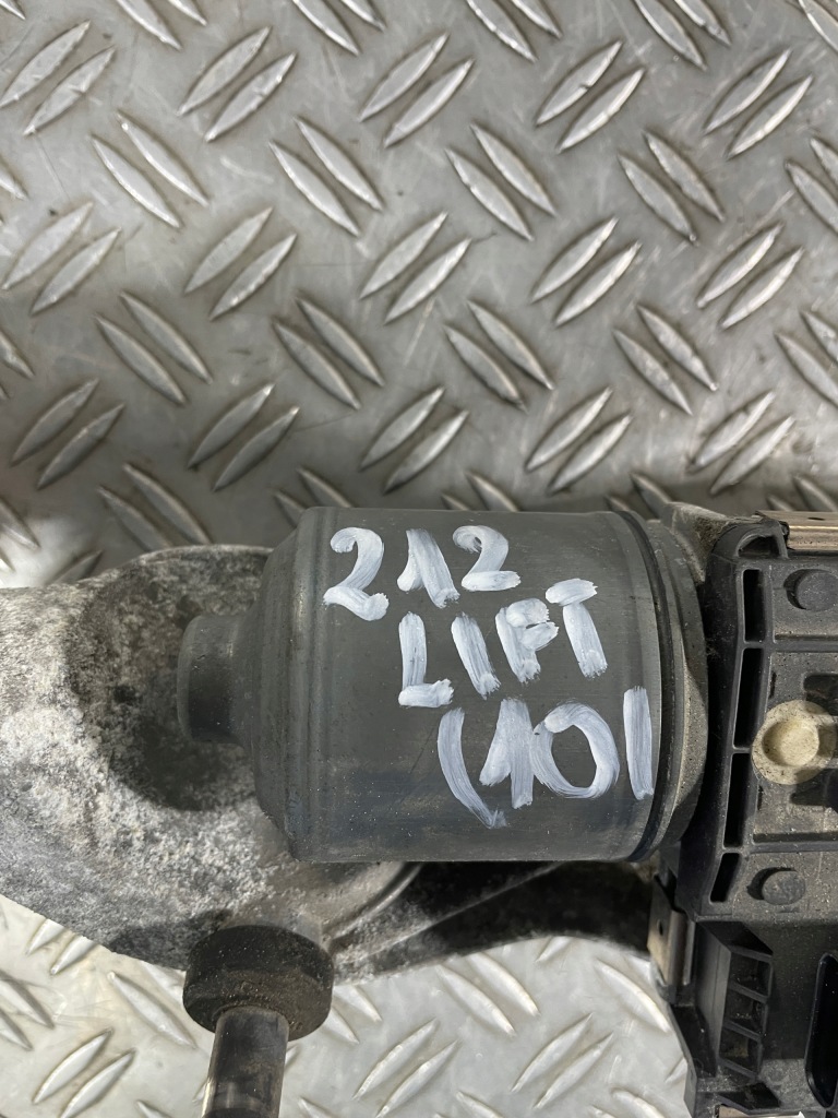 Mercedes e w212 12-16 рестайлинг  механизм дворник 1397220666 Недорого