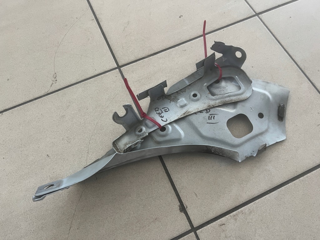 фото №1, Kia ceed iii 18- кронштейн кронштейн крыла левый перед