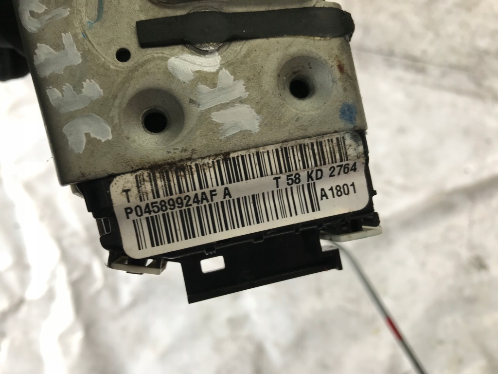 фото №6, Jeep grand cherokee wk2 замок дверь правый перед eu