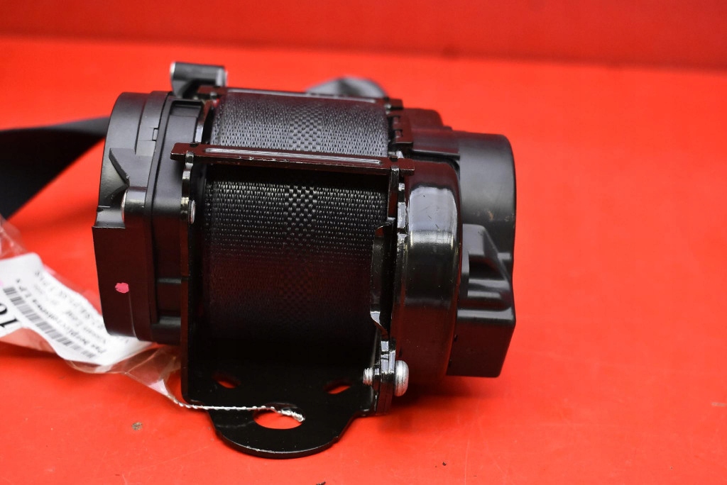 Ремень безопасности левый  перед натяжитель 640512700b nissan leaf 2 ze1 17-21 Цена