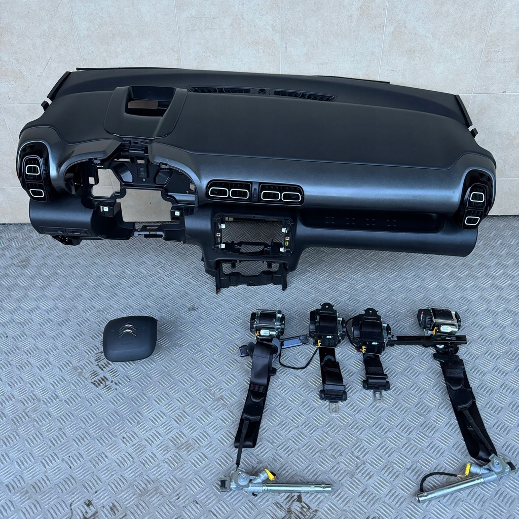 фото №1, Панель приладів комплектна подушка безпеки консоль ремені панель приладів citroen c3 aircross 2019 rok