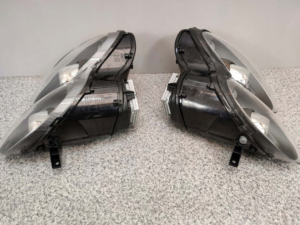 Mercedes mercedes slr mclaren 199 комплект лампа правий ліва ксенон Доставка