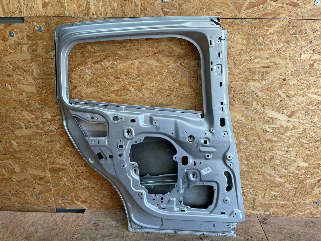 фото №8, Двері ліва лівий задня ford b-max 12-17