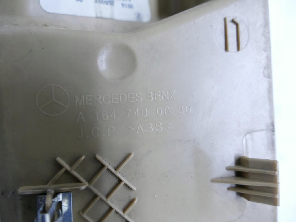 фото №4, Mercedes ml w164 захист кришки багажника молдинг задня