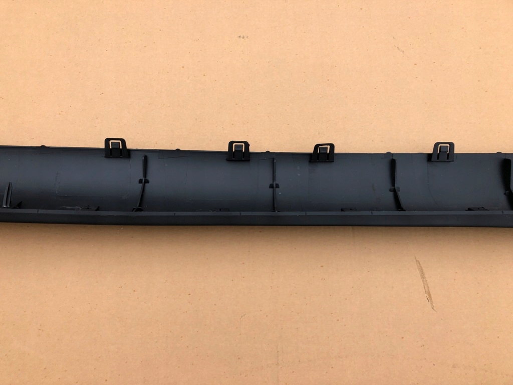 фото №10, Порог дверь правый защита подвеска отделка молдинг кронштейн do tesla y