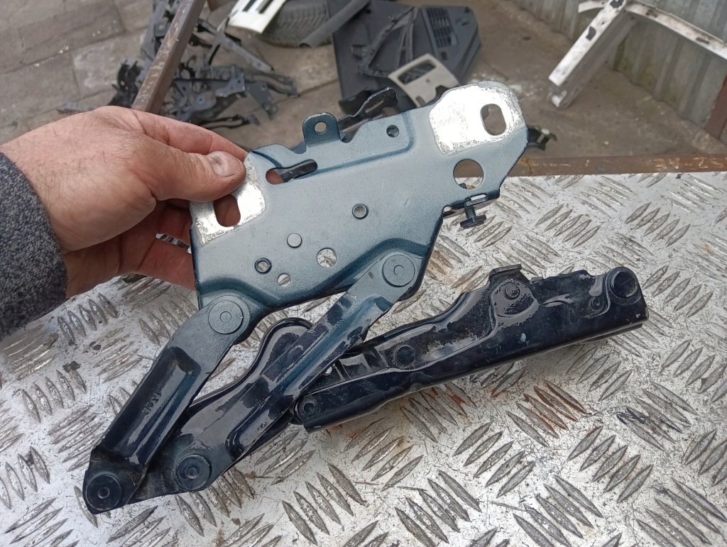 Bmw x3 g01 x4 g02 петля капота перед передній ліве 7450590 в Україні