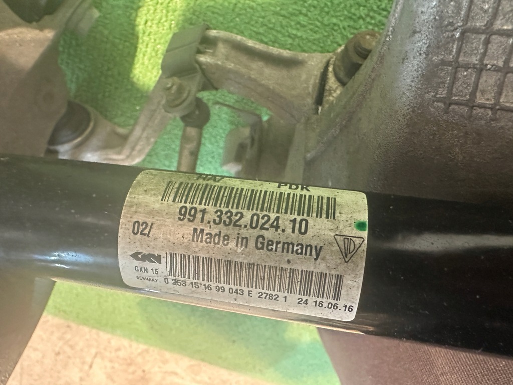 фото №15, Porsche 911 991 gts turbo s поворотный кулак рычаг приводной вал амортизатор правый задняя