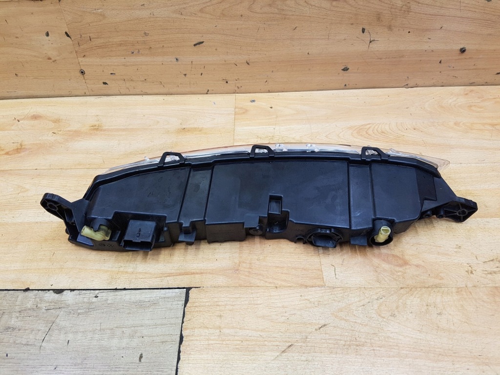 фото №2, Лампа led правая citroen c4 picasso ii