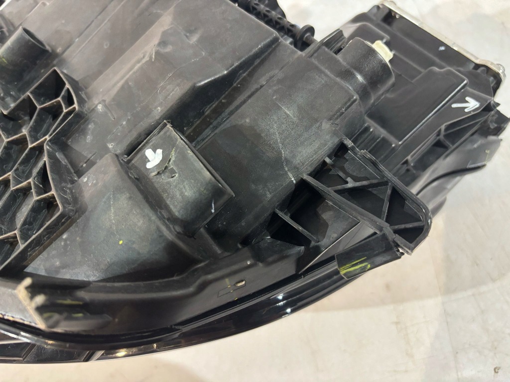 Купить Volvo s60 v60 фара full led active r - 17479